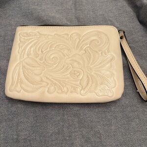 Patricia Nash Cassini White Wristlet